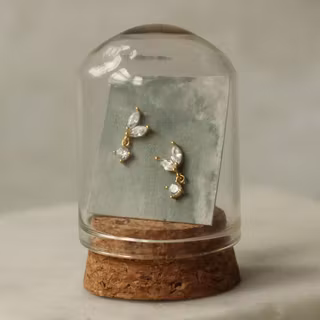 Örhängen – Blad med kubisk zirkonia, förgyllda