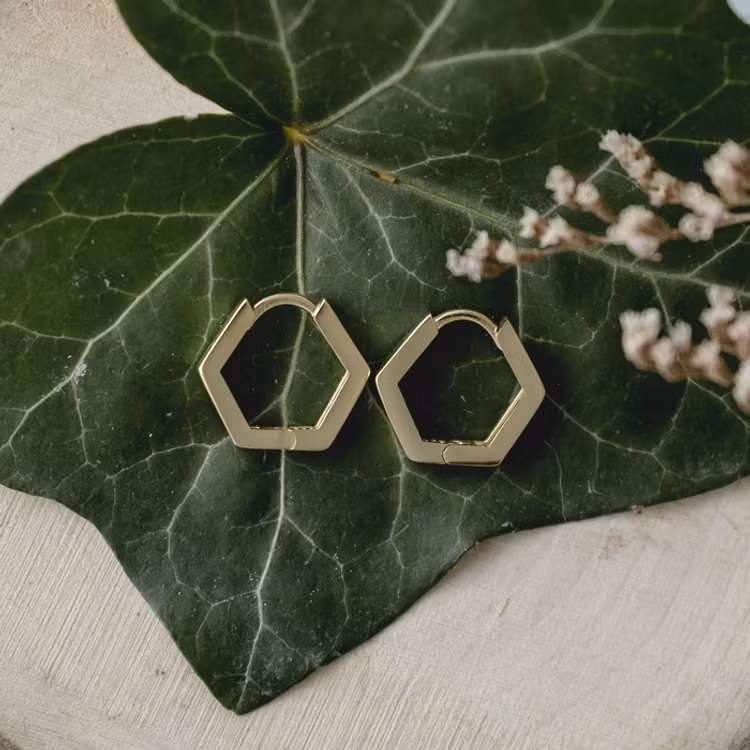 Örhängen – Hexagonal Hoops, guld