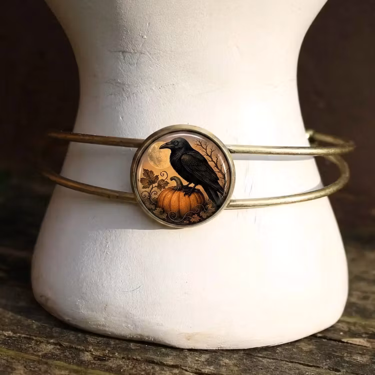 Manschettarmband – Skördemånens korp