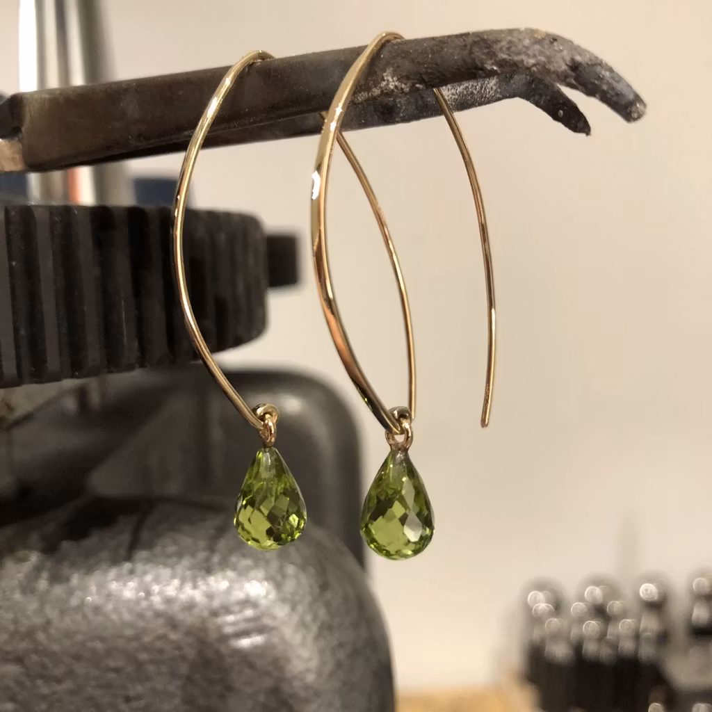 DROPS BY Sofia Falk - Grå månsten