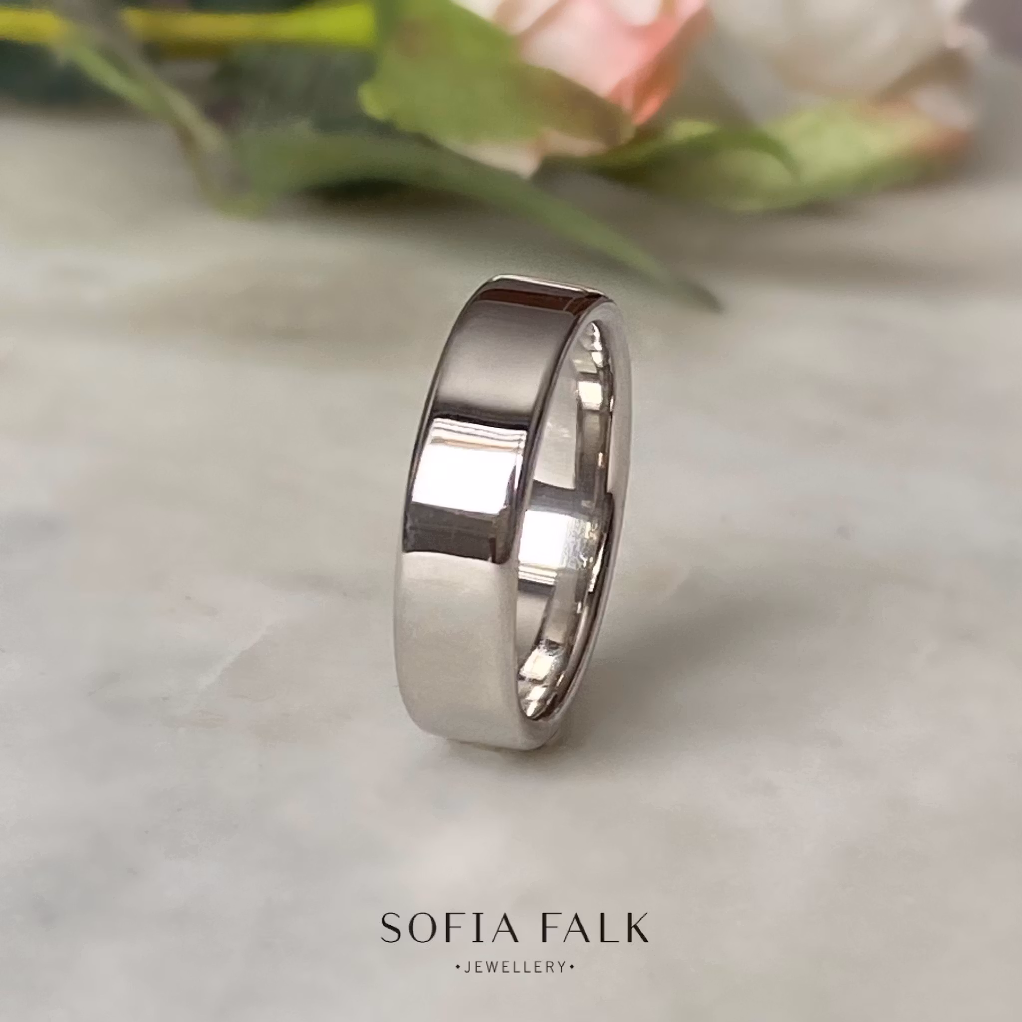 WEDDINGS BY Sofia Falk - Ring med rundade kanter