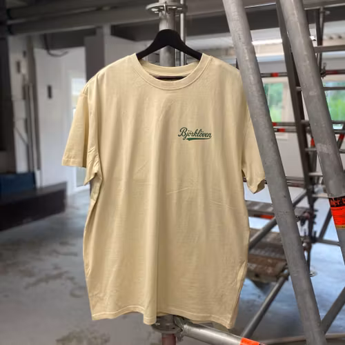 TEE OVERSIZED SPELARE SAND