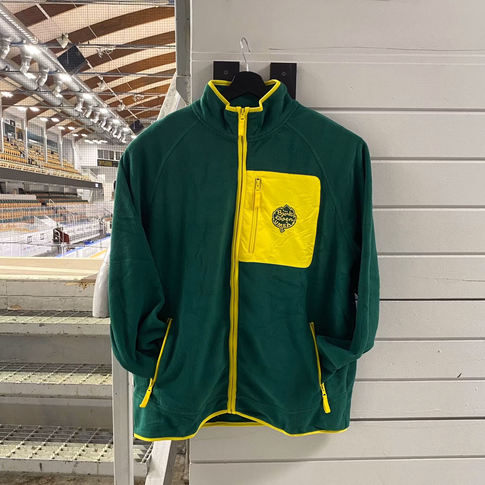LÖVEN FLEECE GRÖN