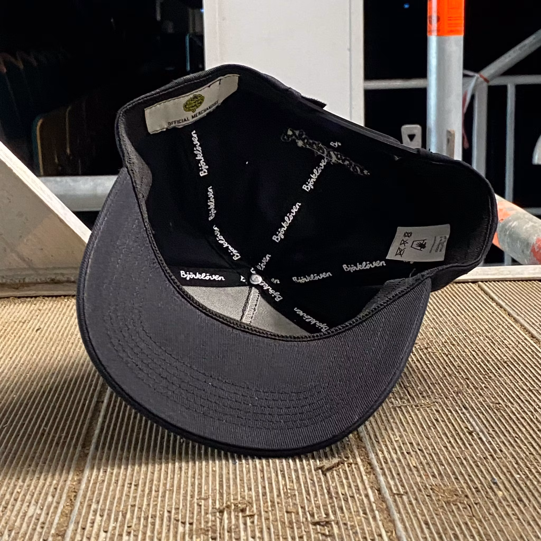 KEPS LÖVEN ALL BLACK FLEX SNAP