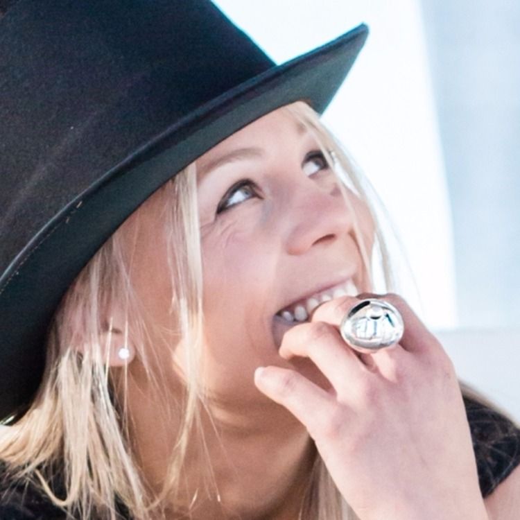 Ring MAMA - Guld