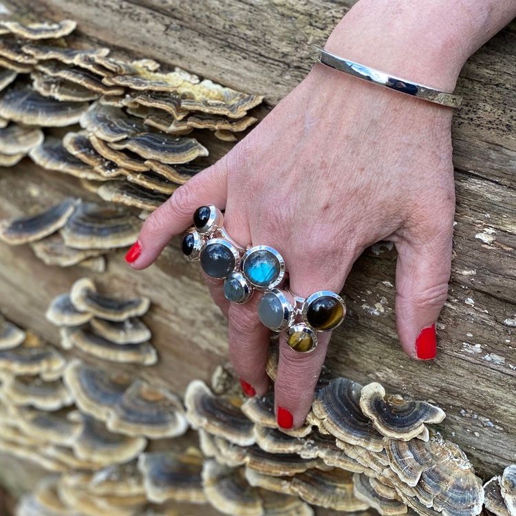 Silverringar med naturliga stenar, mixa och matcha. Silver rings with natural stones, mix and match.