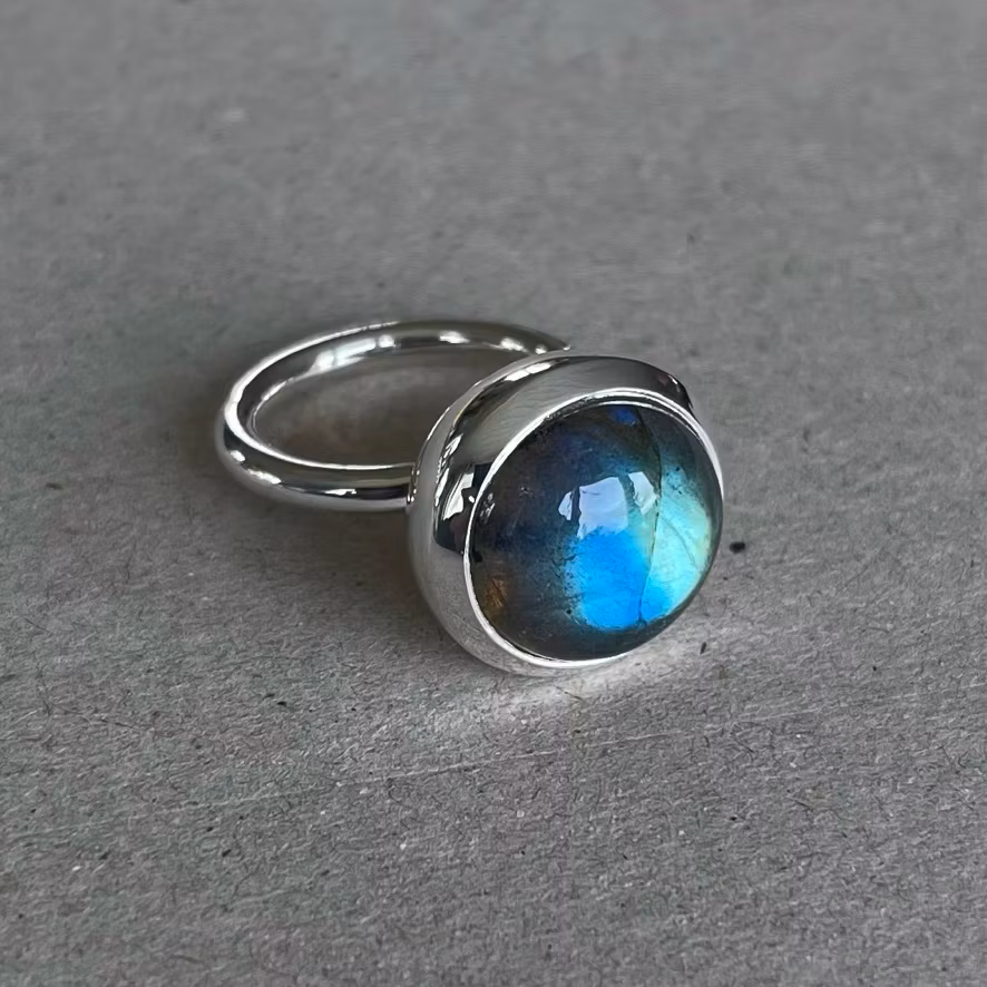 Ring HOLI Stor Labradorit