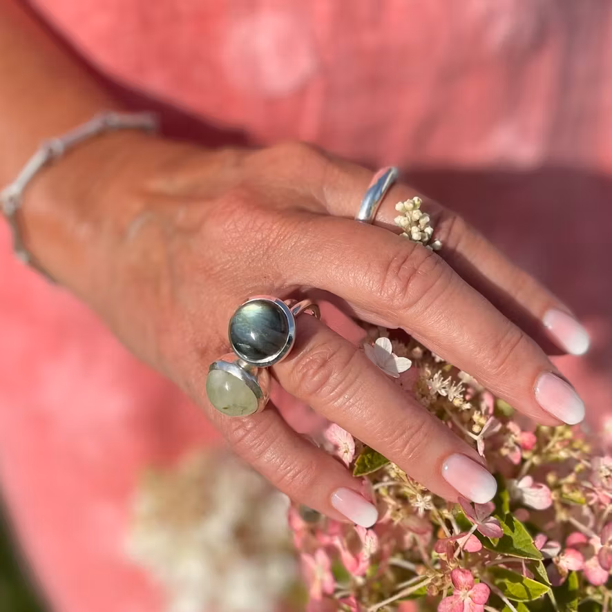 Ring HOLI Big Labradorite