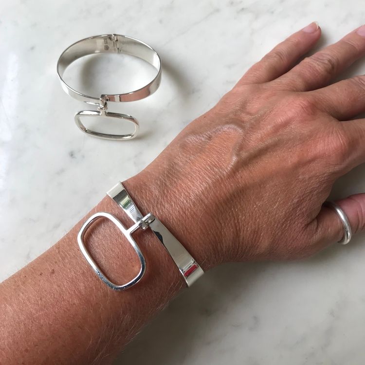 Silver bangle bracelet LOOP