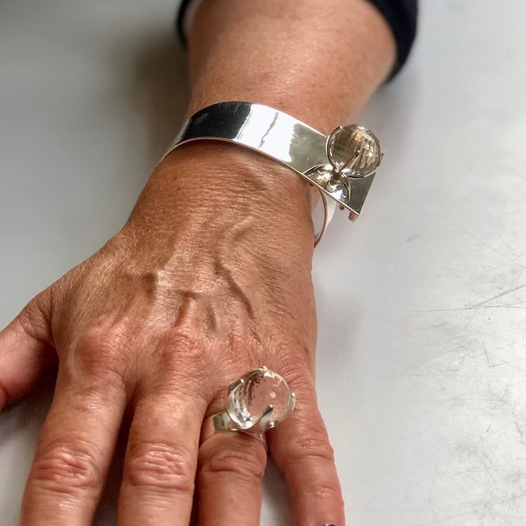 Armband TUX med bergskristall