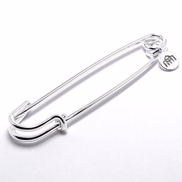 Stor säkerhetsnål i silver 925. Big safety pin in silver 925