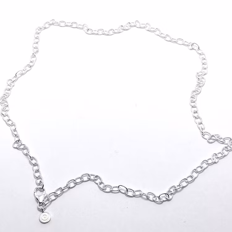 Silverkedja 42 cm. Silver chain 42 cm.