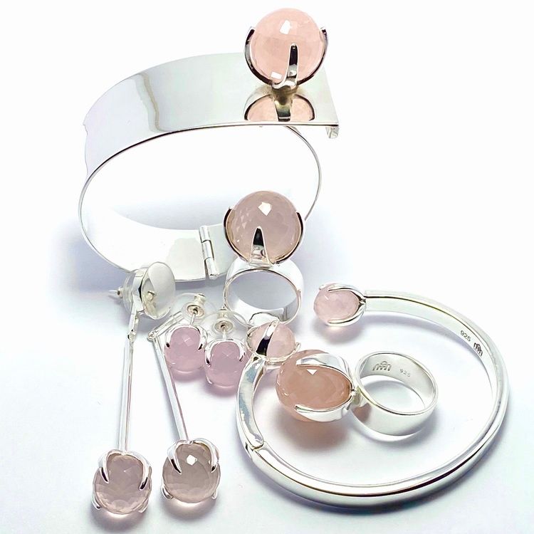 Cuff Bangle Bracelet TUX with Rose quartz