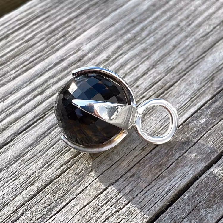 Pendant CLAW with Smoky quartz