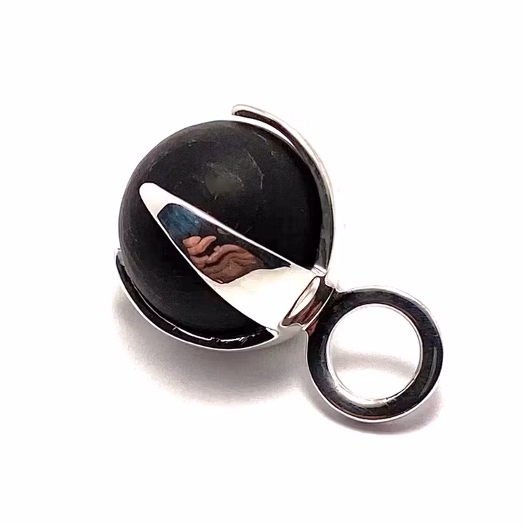 Pendant CLAW with Onyx