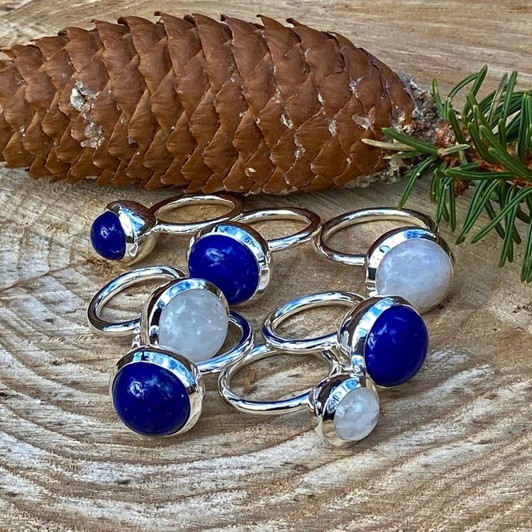 Silverringar med naturliga stenar, mixa och matcha. Silver rings with natural stones, mix and match.