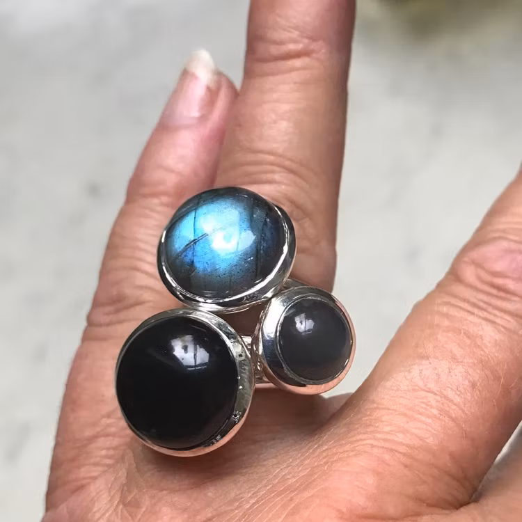 Ring HOLI Small black Onyx