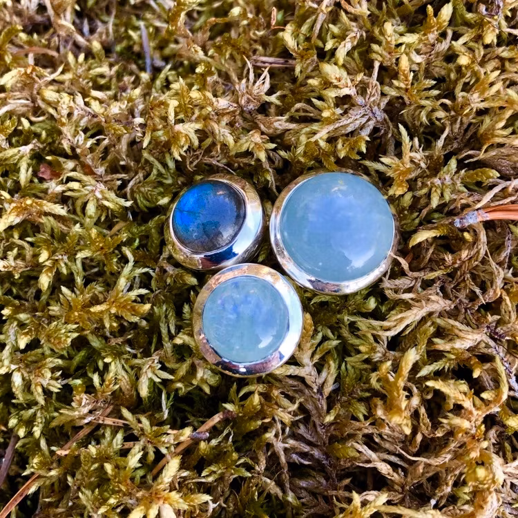 Silverringar med naturliga stenar, mixa och matcha. Silver rings with natural stones, mix and match.