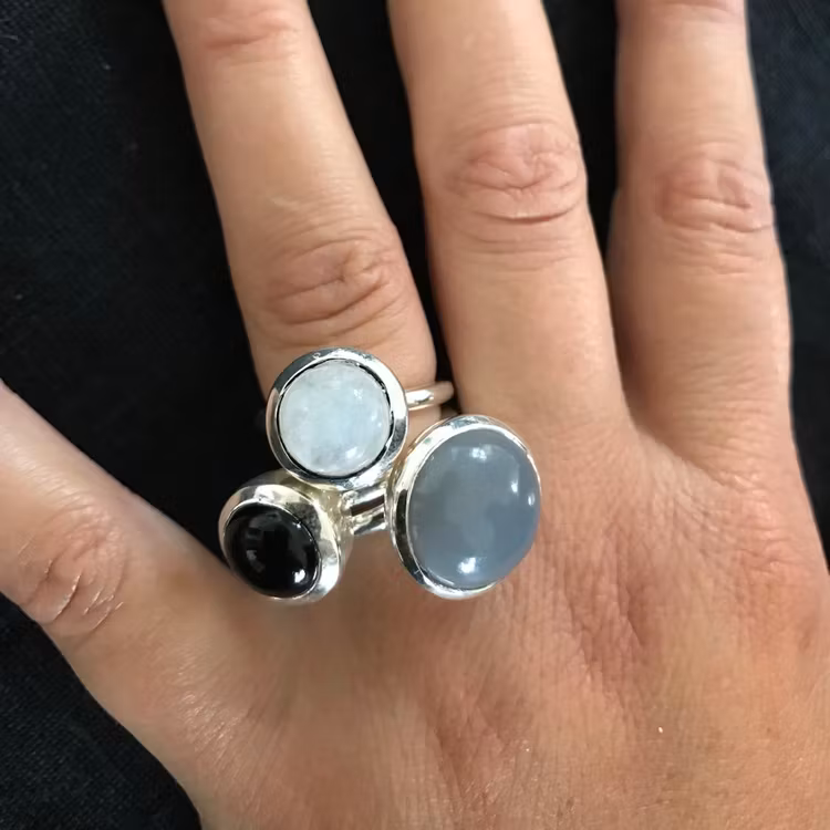 Ring HOLI Big Grey moonstone