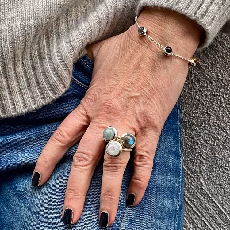 Silversmycken med naturliga stenar, mix and match. Silver jewellery with natural stones, mix and match.