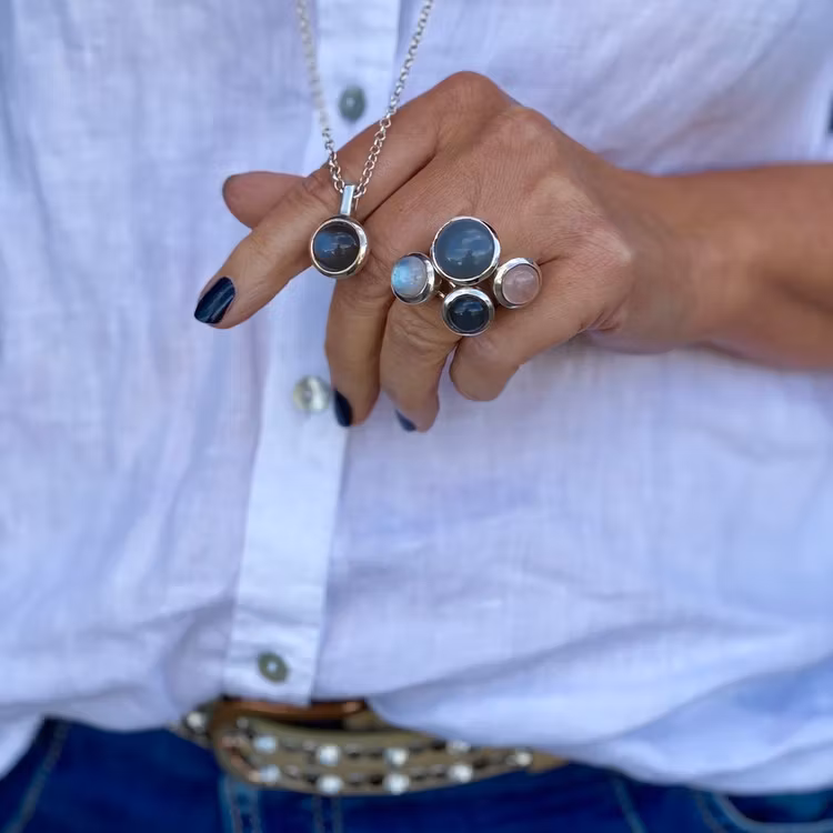 Silverringar med naturliga stenar, mixa och matcha. Silver rings with natural stones, mix and match.