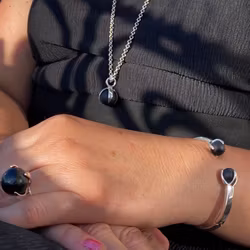 Bangle bracelet CLAW with Onyx