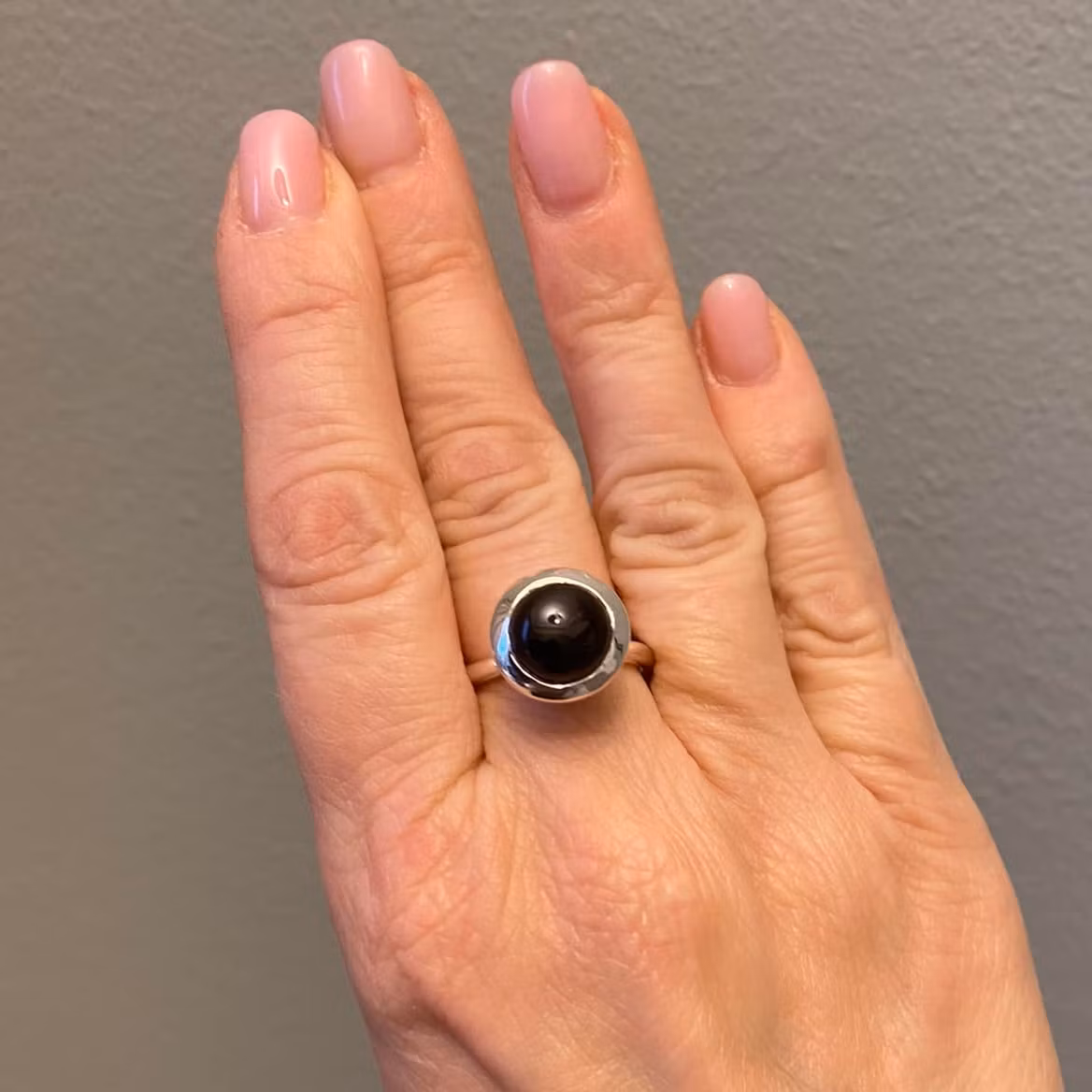Ring HOLI Small black Onyx