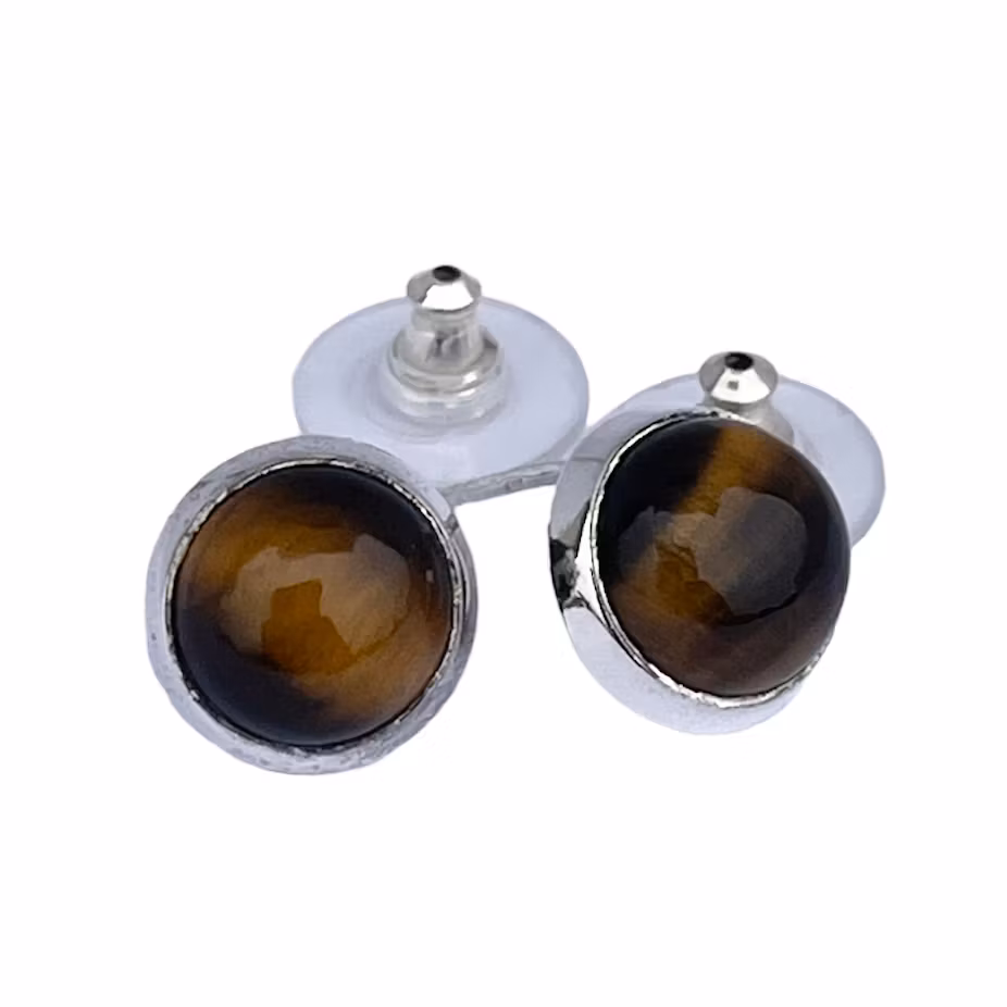 Silverörhängen med tigeröga. Silver earrings with tiger eye.