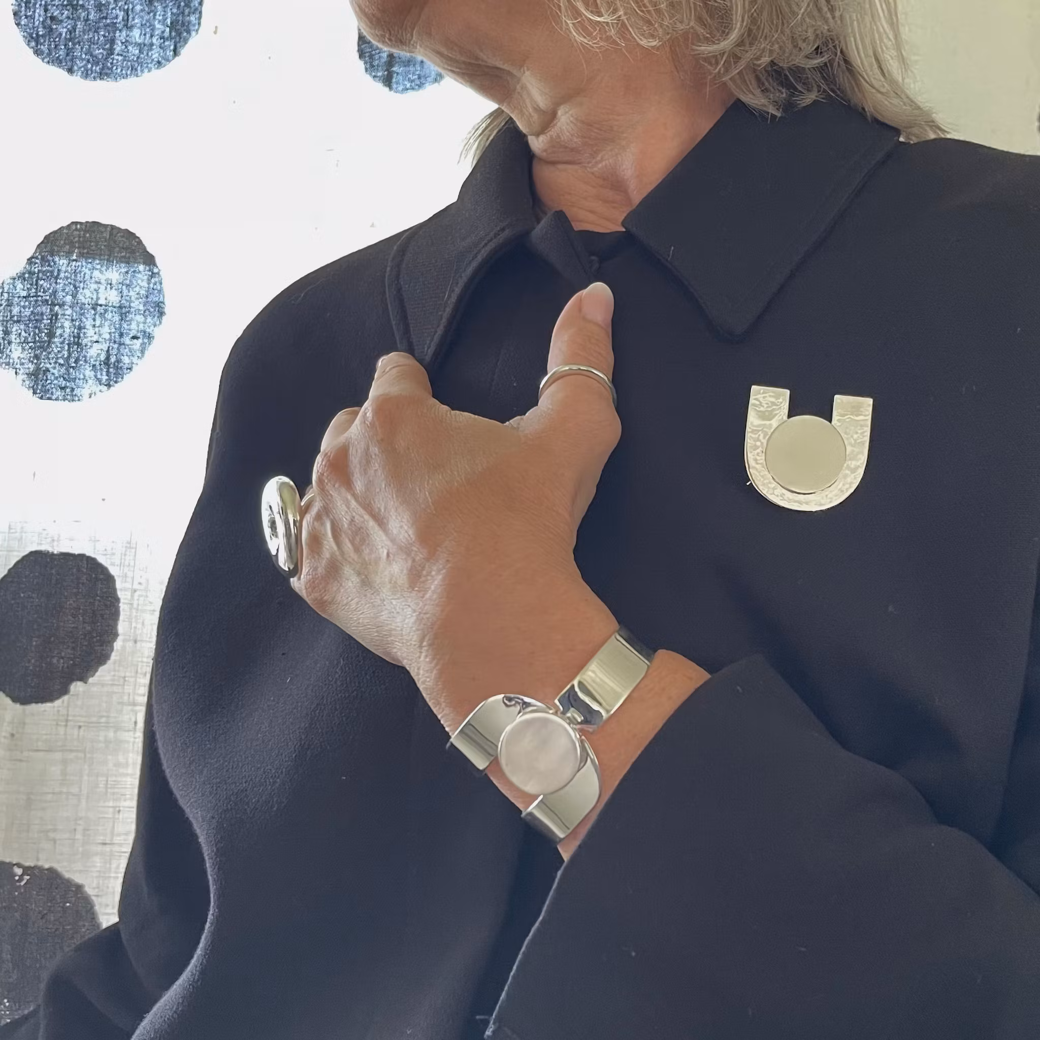 Brooch POP