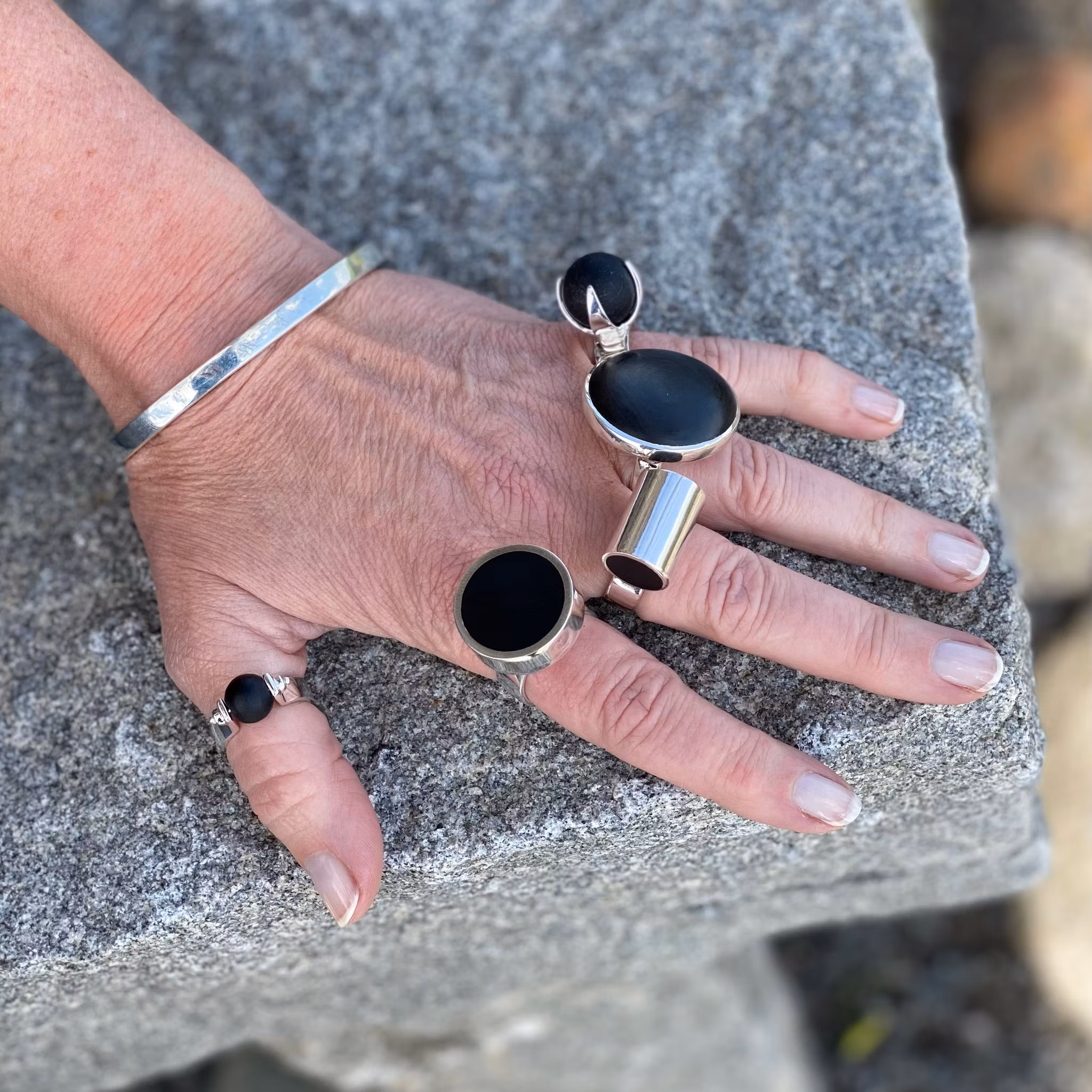 Stora silverringar med mattslipad onyx. Big silver rings with mat polished onyx
