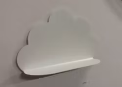 Molnhylla, vägghylla till barnrum