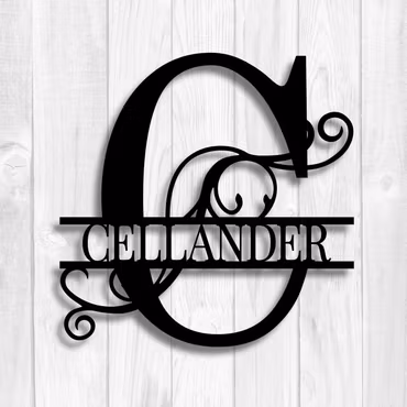 Monogram i metall, med eget namn