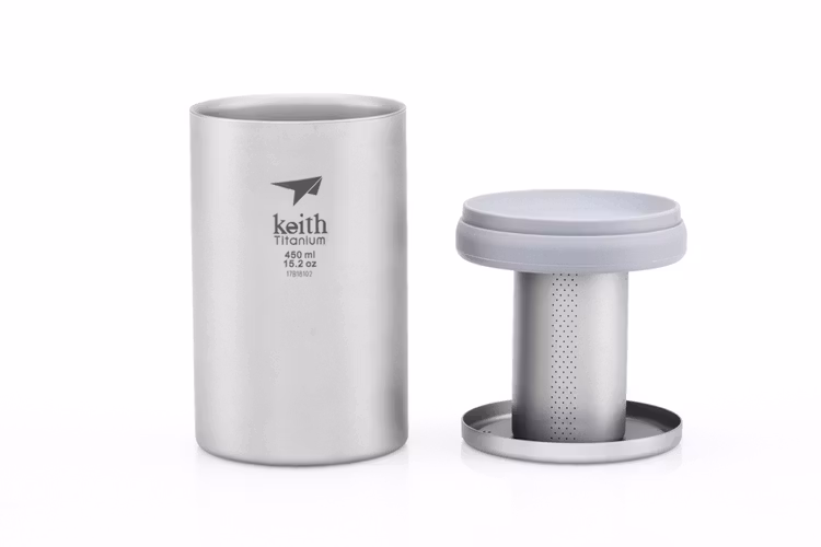 Titanium vattenflaska med tefilter