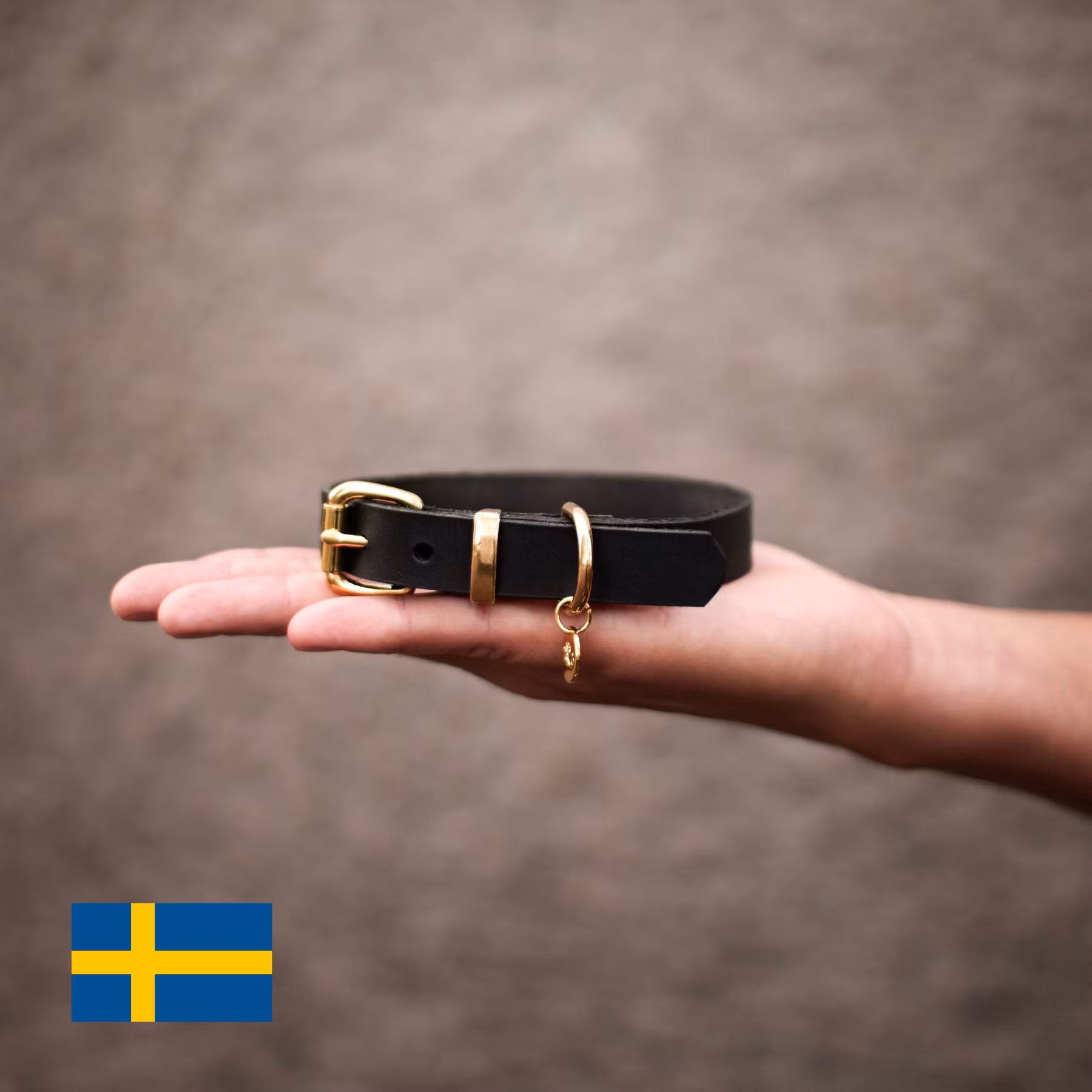 Svenskt Läderhalsband - Svart