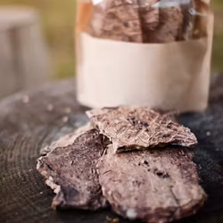 Hundgodis - Svensk torkad nötlunga