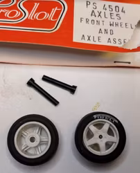 Proslot - Independent front axles, wheel and tyres (NOS - New Old Stock)