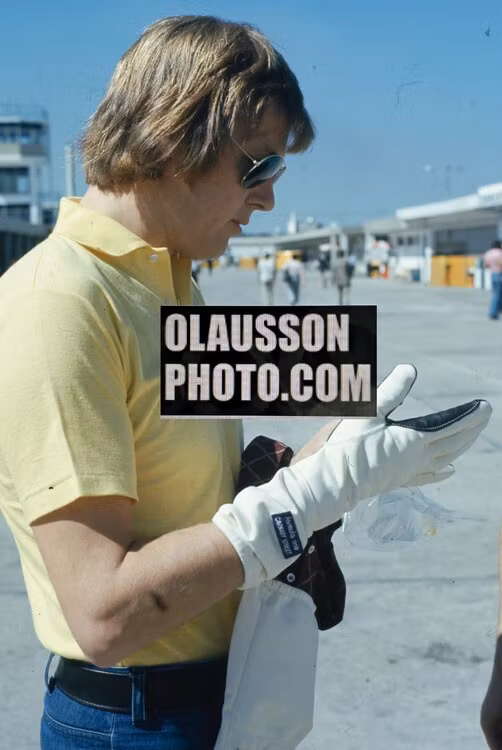 20 personligt utvalda foto av Ronnie från 70-talets första hälft - 13 x 18/19 cm