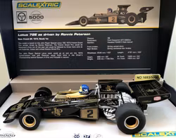 Scalextric-modell: Ronnie Peterson i Lotus-seger, Frankrikes GP 1973, skala 1:32, dekaler