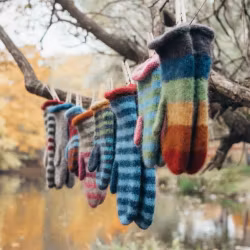 Järbo Mönster - Tovade randiga vantar i Lettlopi - utskrivet mönster