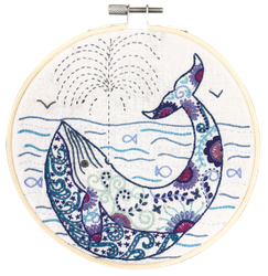Un Chat dans l'aiguille - Broderikit Tavla - Madeleine la baleine