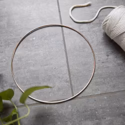 Metallring brons 20 cm