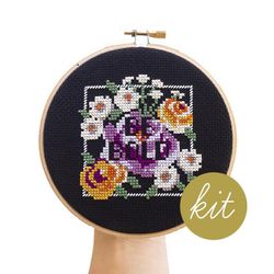Junebug and Darlin - Broderikit Tavla - Be Bold