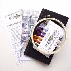 Junebug and Darlin - Broderikit Tavla - Be Bold