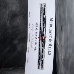 Merchant & Mills Sewing Gauge - mätsticka