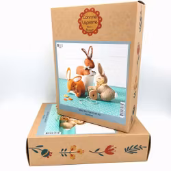 Corinne Lapierre - Bunnies Felt Craft Kit - kit för filtsömnad