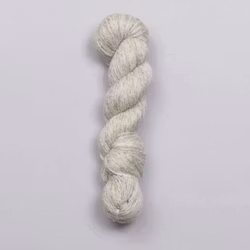 Rauma Finull i härva - finullsgarn att färga själv