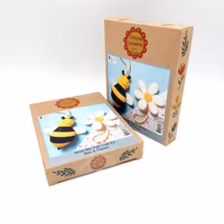 Corinne Lapierre - Bee & Flower Felt Craft kit - kit för filtsömnad