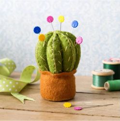 Corinne Lapierre - Cactus Pincushion - kit för en nåldyna i filtsömnad