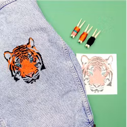 Make me stitch - Broderikit Kläder - Tigre