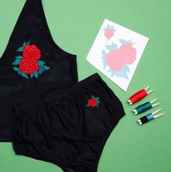 Make me stitch - Broderikit Kläder - Roses